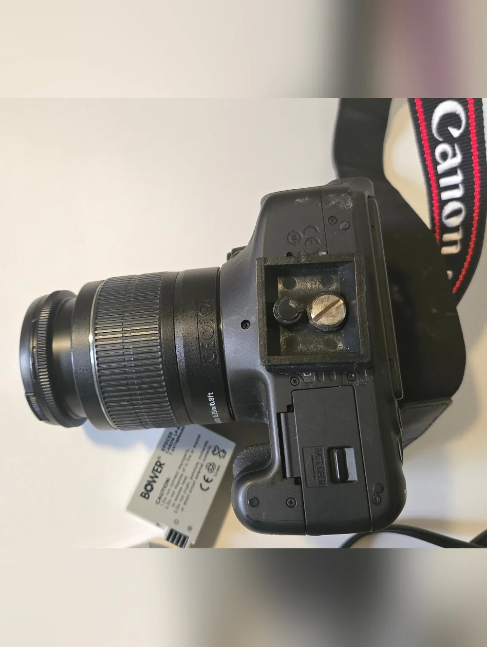 Canon EOS Rebel T3i DLSR Camera w/ Lens & Charger